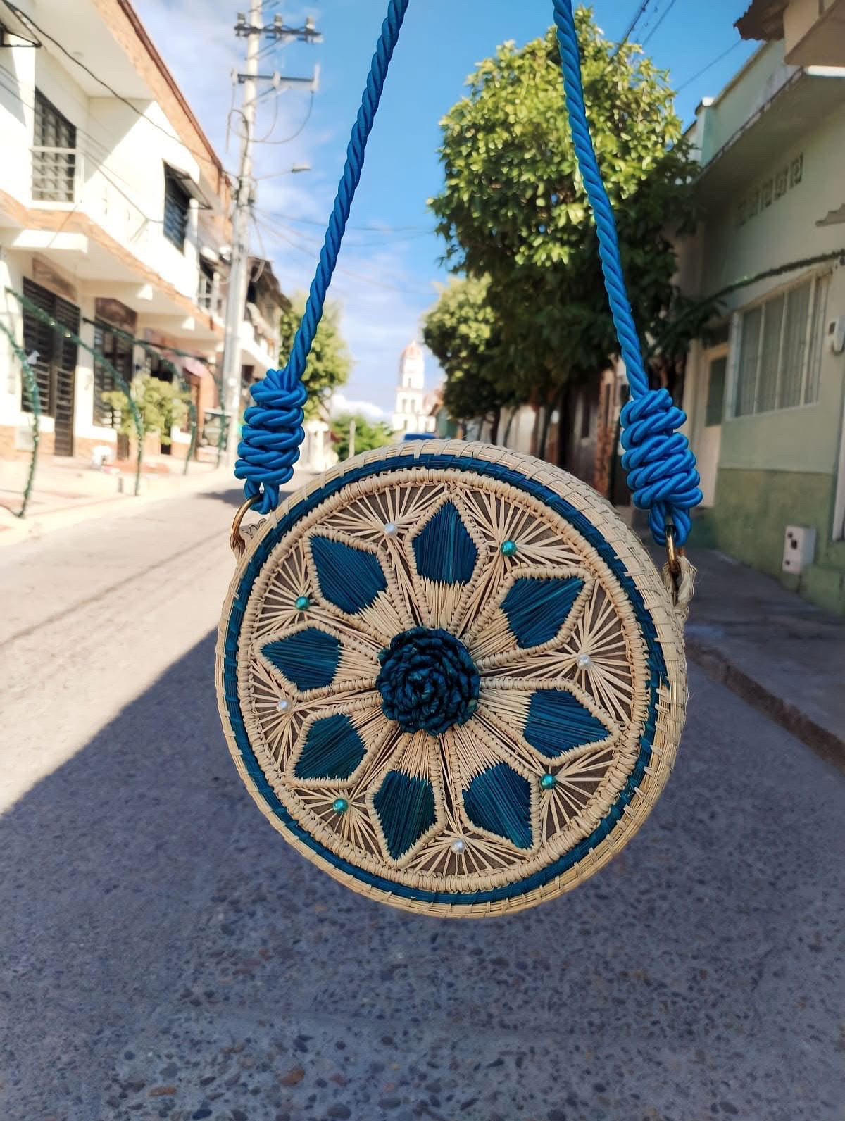 Imagen de portada de Bolso yoyó en iraca 