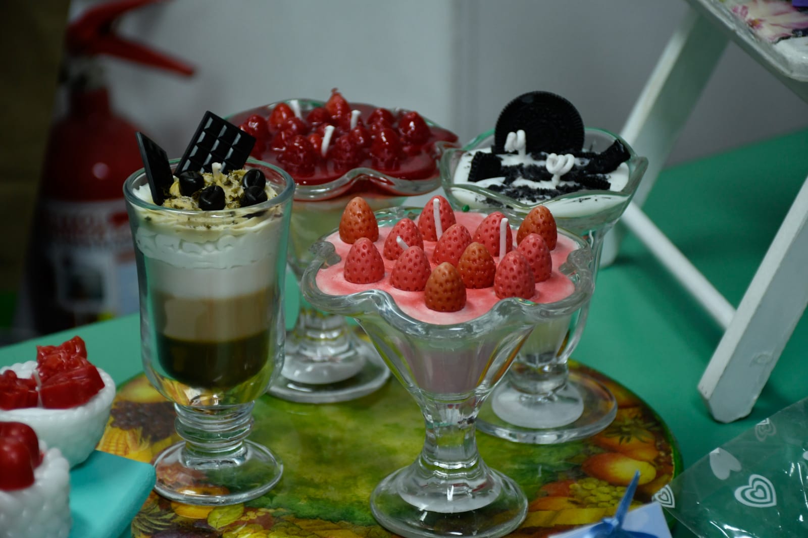 Imagen de portada de Velas Café, Malteada Oreo, Postre Fresas